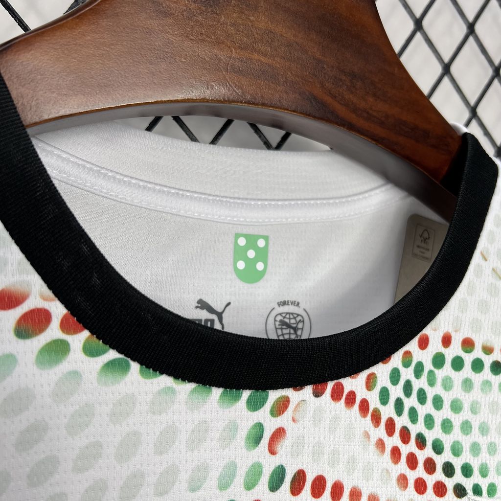 25/26 Maillot du PORTUGAL Blanc/Rouge/Vert - Maillot du Monde