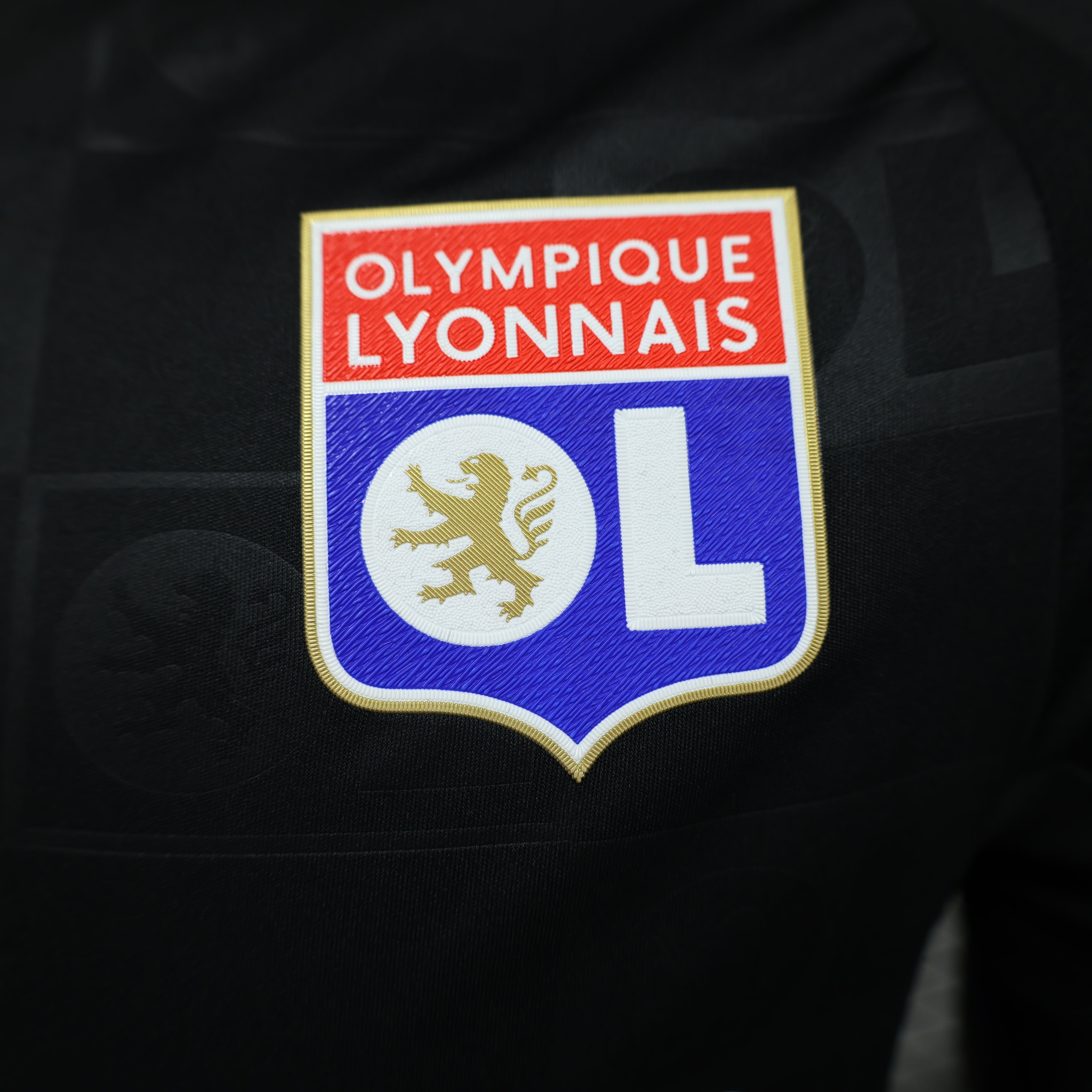 MAILLOT OLYMPIQUE LYONNAIS EXTERIEUR 2024/2025 - Maillot du Monde