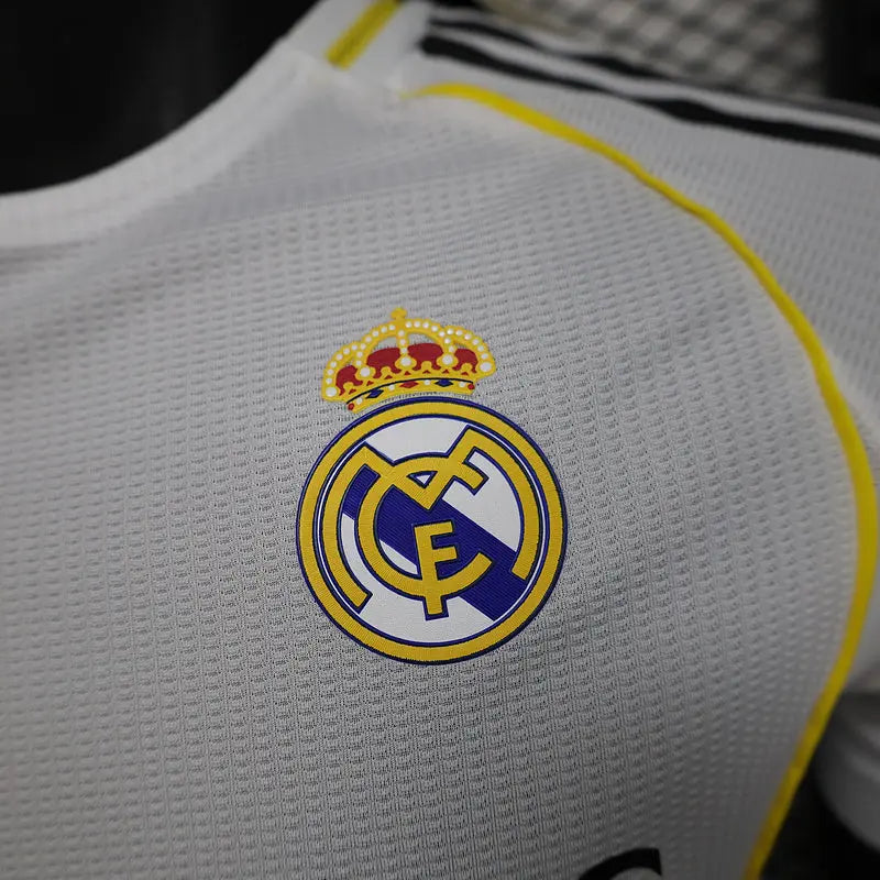MAILLOT REAL MADRID DOMICILE 2025/2026 - Maillot du Monde
