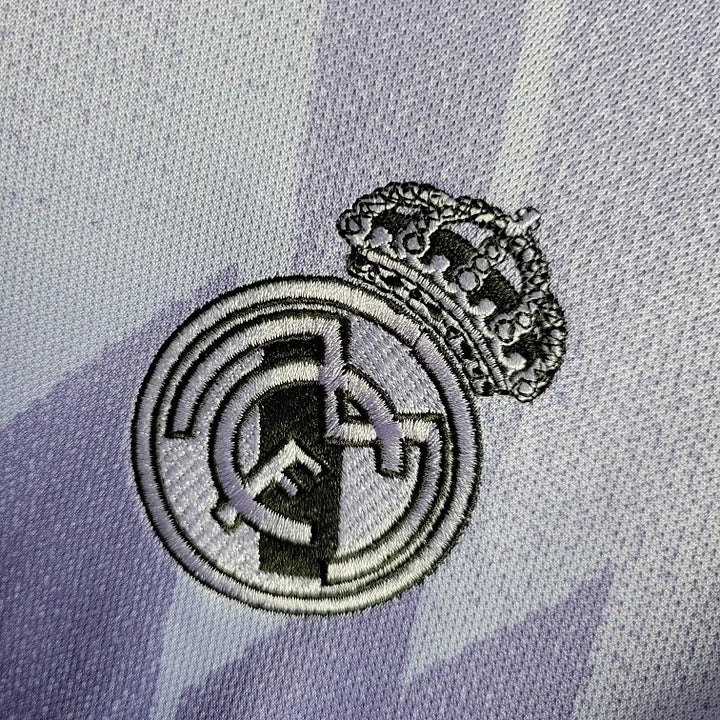 MAILLOT REAL MADRID EXTERIEUR 2022/2023 - Maillot du Monde