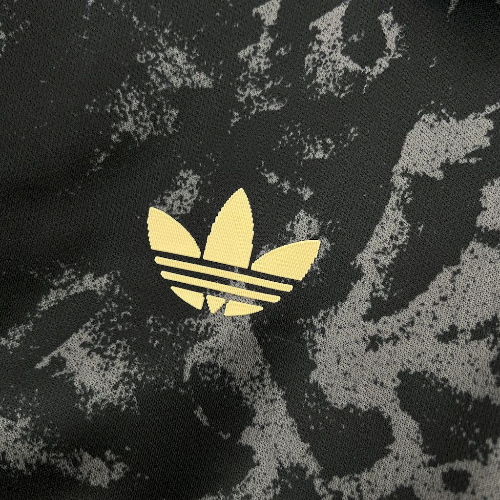 25/26 Maillot AJAX Noir/Gold Edition STONE ISLAND - Maillot du Monde