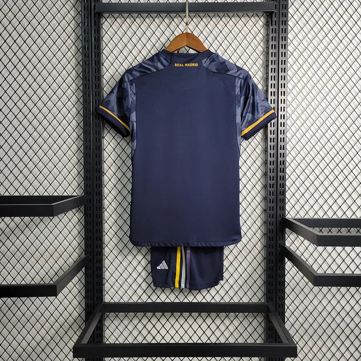 MAILLOT ENFANT REAL MADRID EXTÉRIEUR 2023/2024 - Maillot du Monde