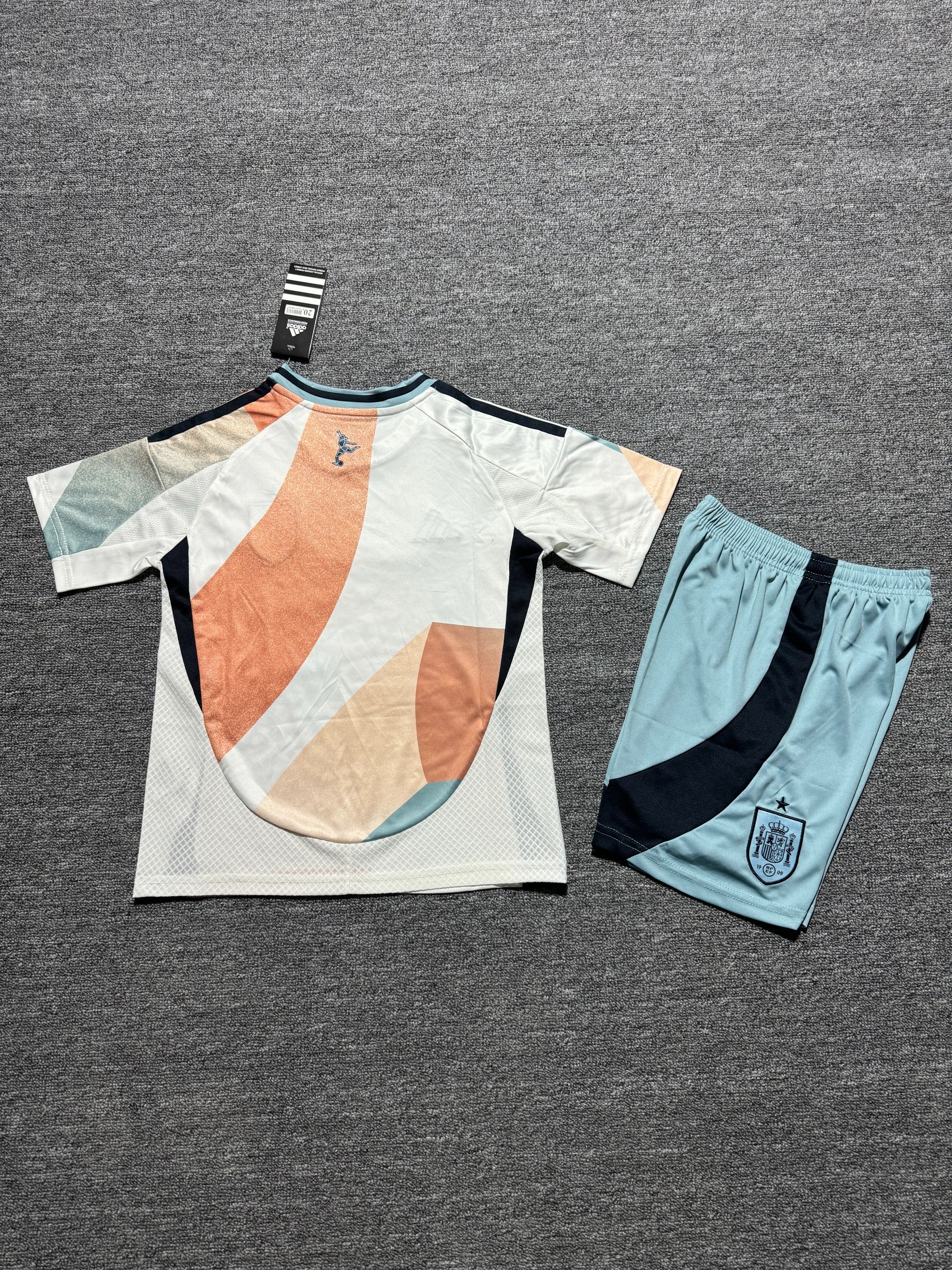 Ensemble Espagne short maillot 23-24 - Maillot du Monde