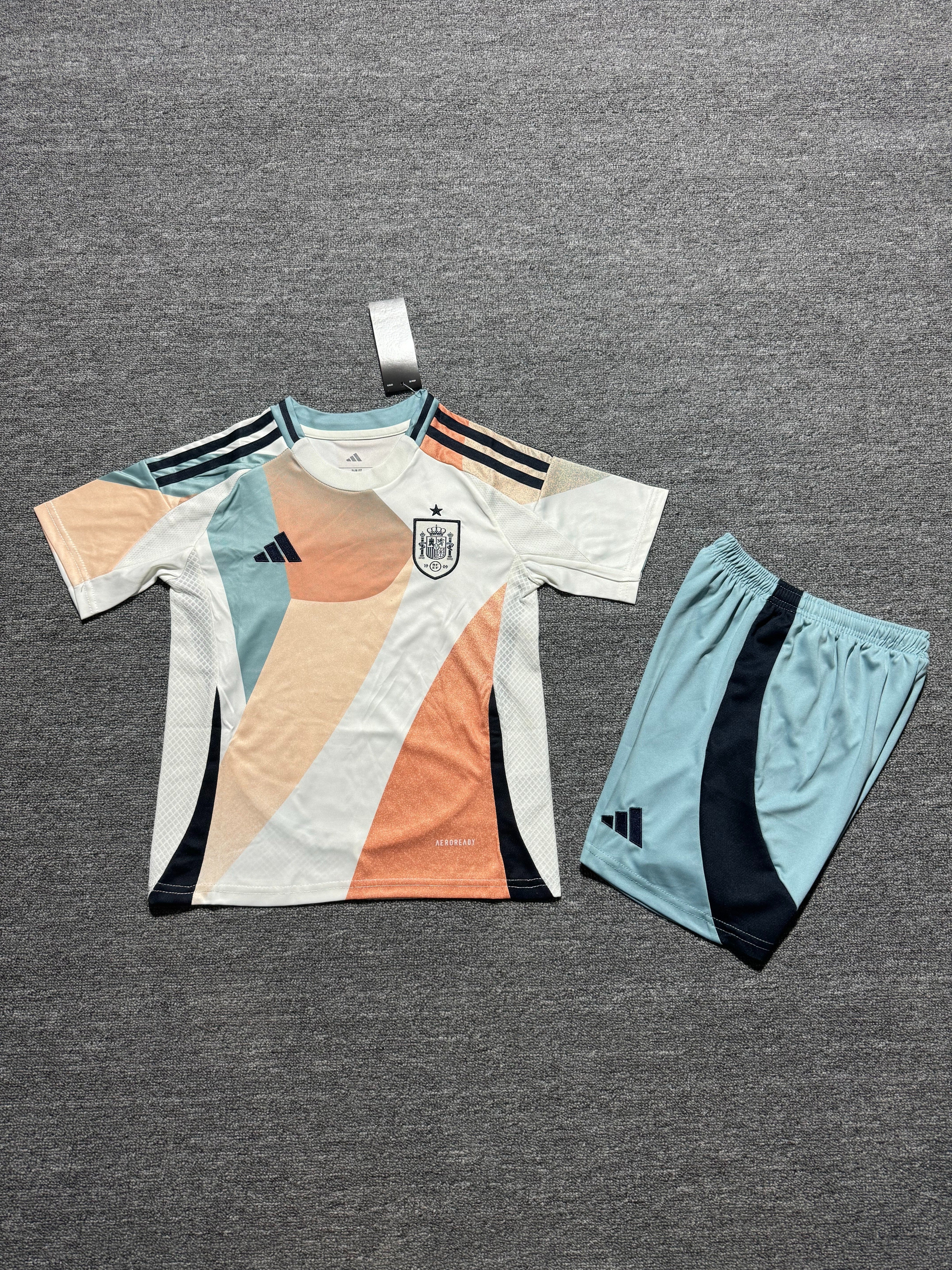 Ensemble Espagne short maillot 23-24 - Maillot du Monde