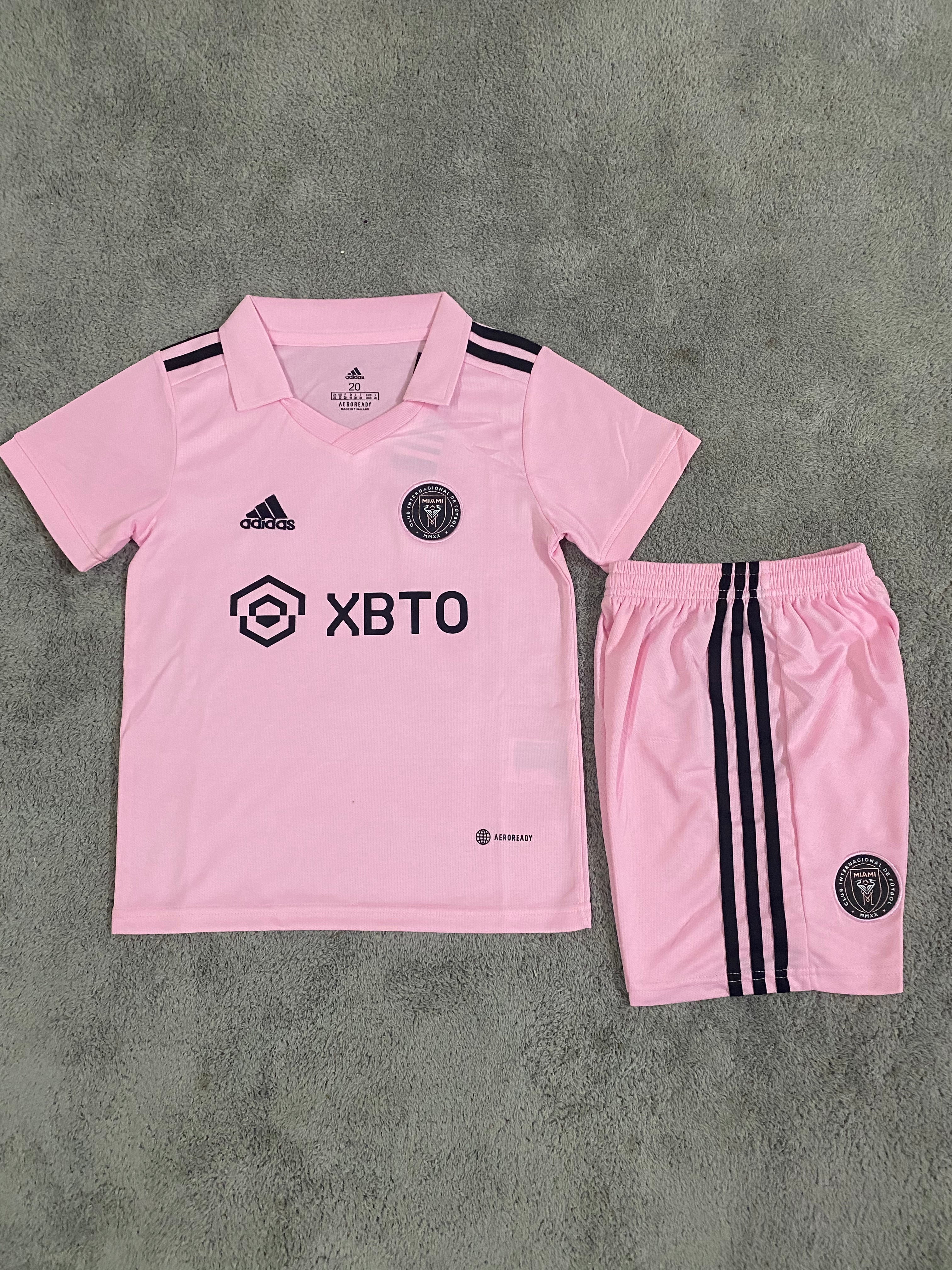 Ensemble Miami Rose/Noir 24/25 - Maillot du Monde