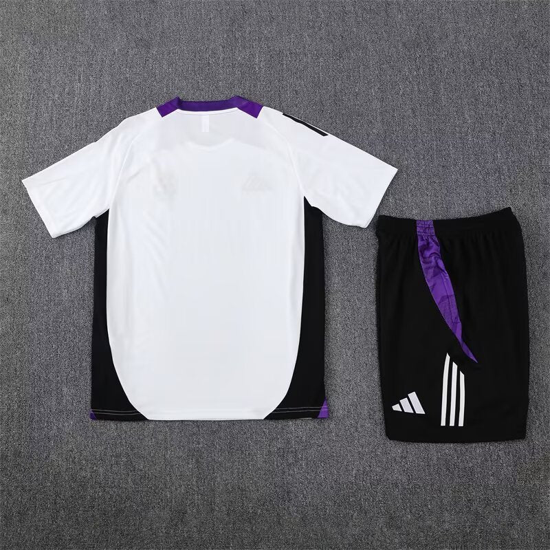24/25 Ensemble d’entraînement REAL MADRID Blanc/Violet/Noir - Maillot du Monde