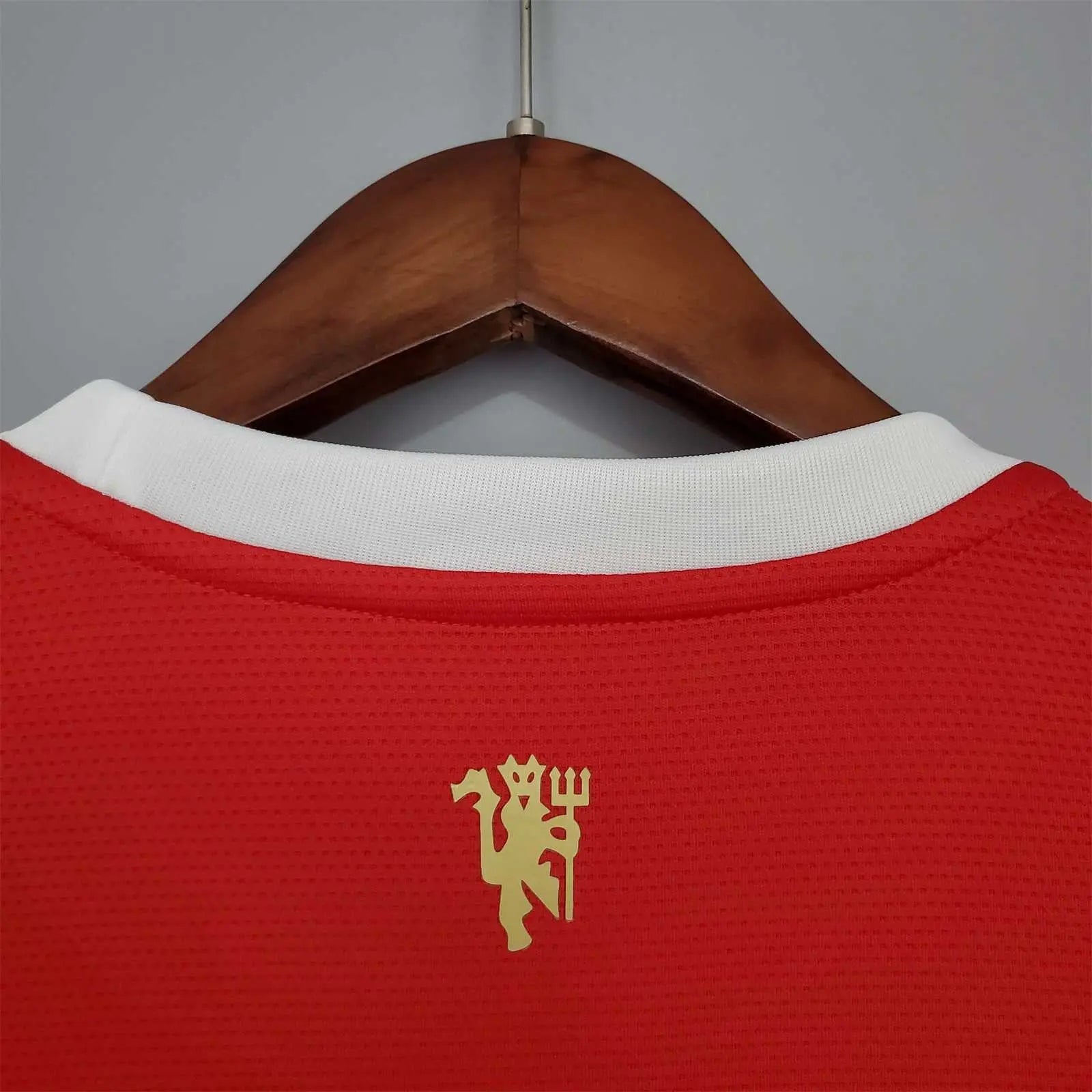 MAILLOT MANCHESTER UNITED DOMICILE 2021/2022 VERSION MANCHES LONGUES - Maillot du Monde